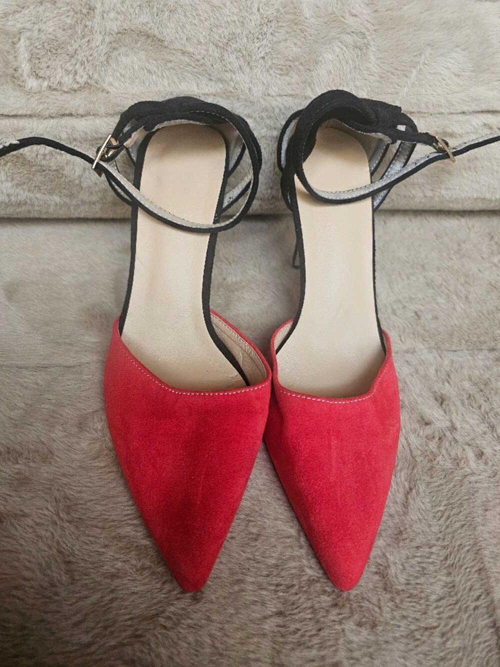 Red Black Suede Pointed Toe Ankle Strap Heels Size 8